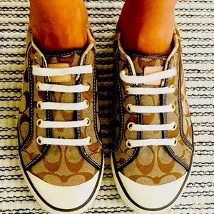 Authentic coach shoe size 8 fast free shipping